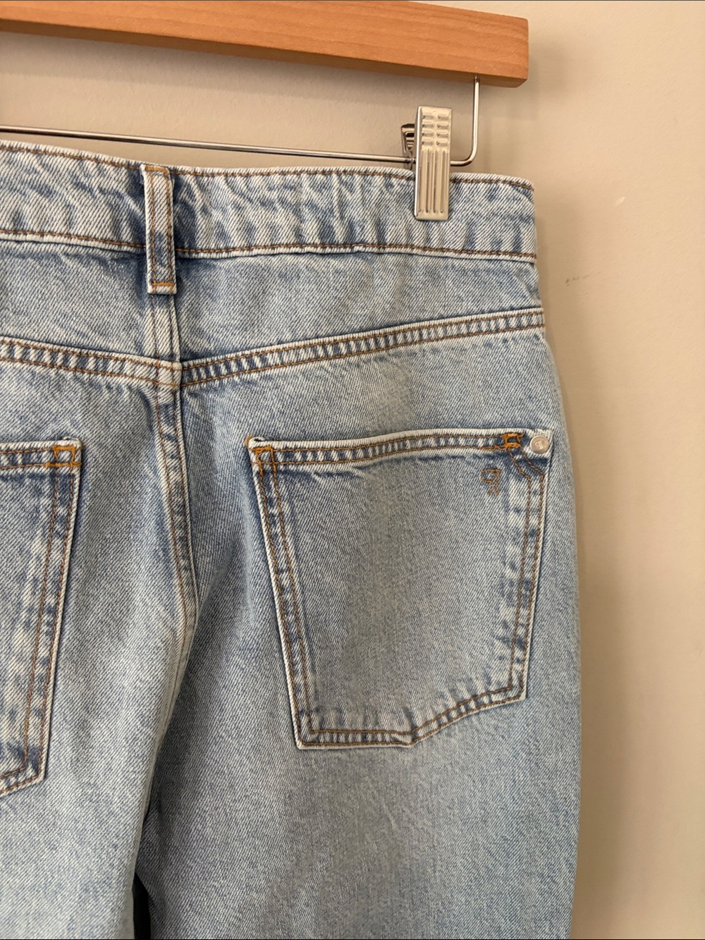 Anthropologie Pilcro Austyn High Rise Wide Leg Embroidered Jeans Sz 28 NEW - Picture 10 of 15